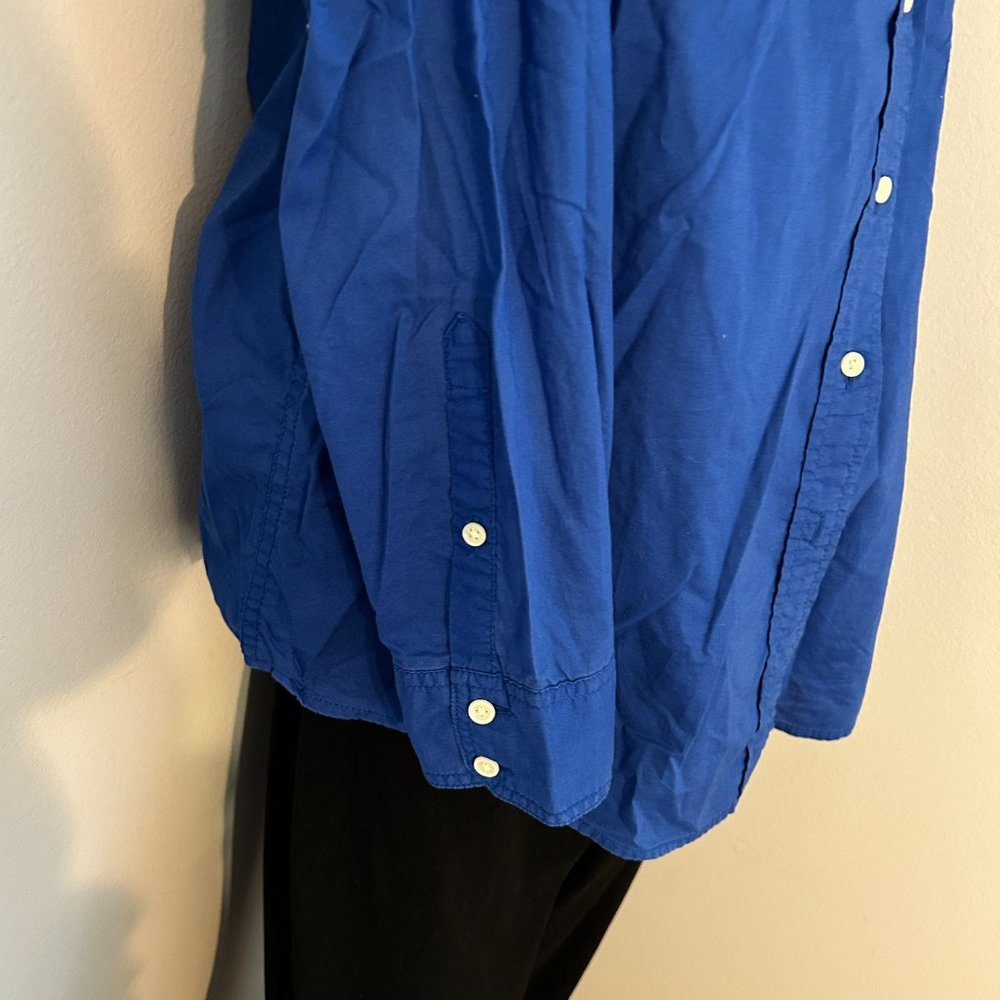 Gap Fitted Boyfriend Button Down Blouse - image 4